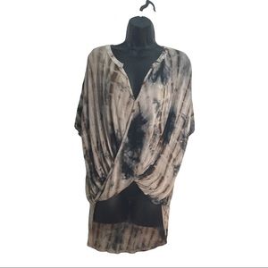 Windsor Black, Brown, Tan High-Low Tie Dye Shortsleeve Top Small